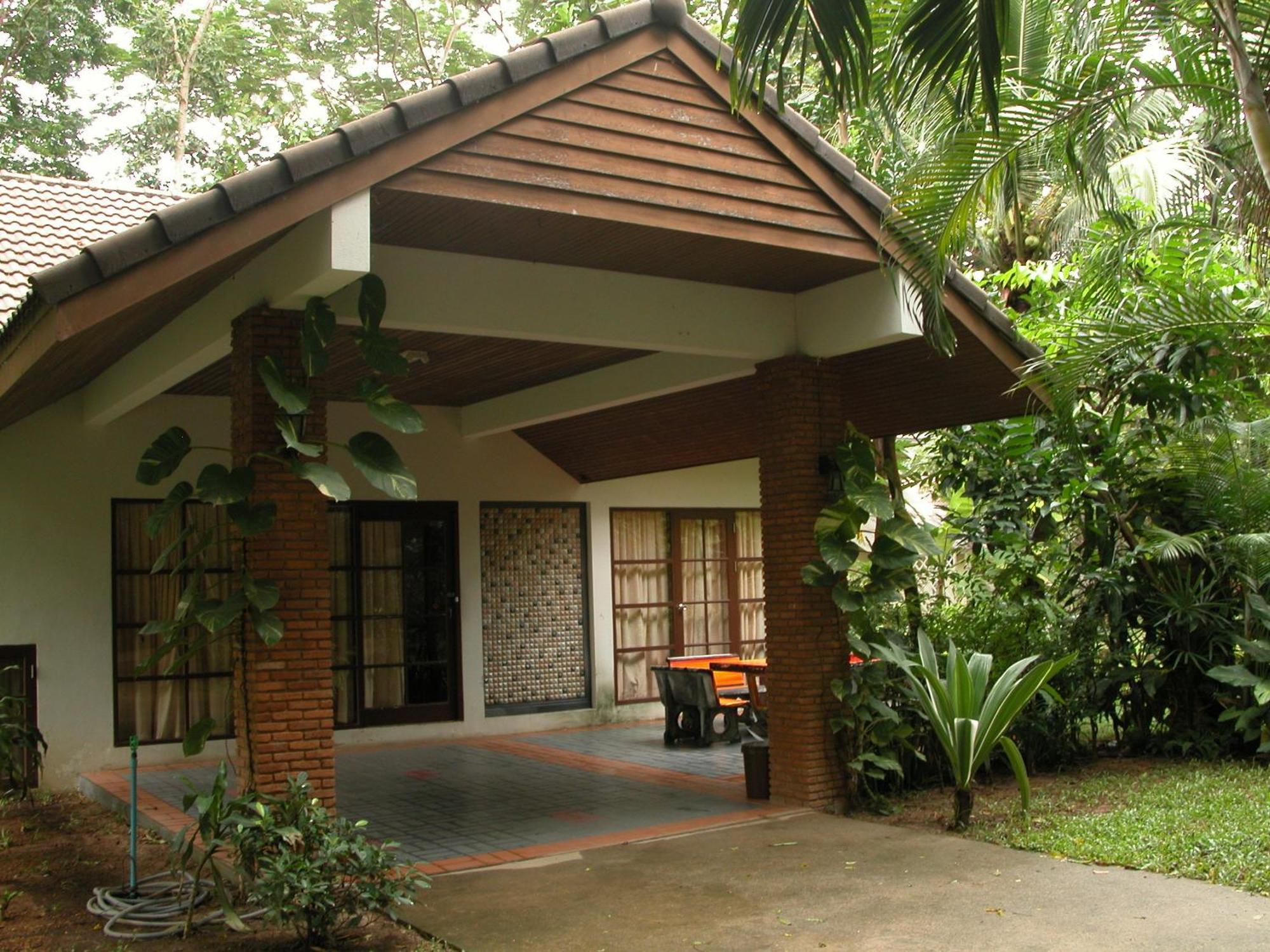 Baan Klang Aow Beach Resort Ban Krut  Exterior photo